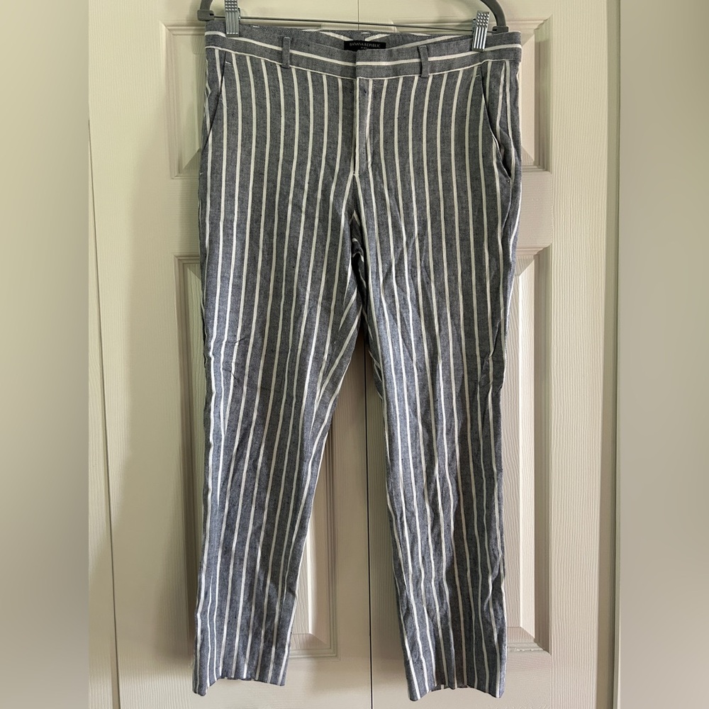 Banana Republic Avery Gray Pinstripe Women’s Pants